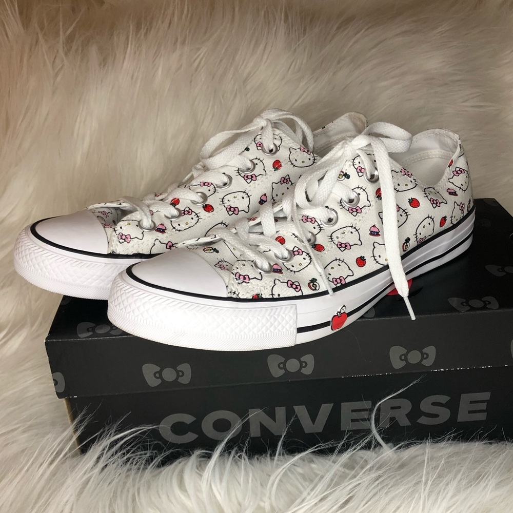 CONVERSE X HELLO KITTY LIMITED EDITION SHOES